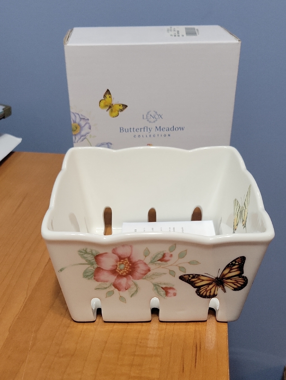 Lenox Butterfly Meadow Ceramic Berry Basket